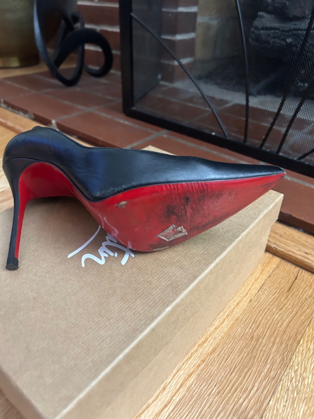 Shoes - Picture 3 of 4